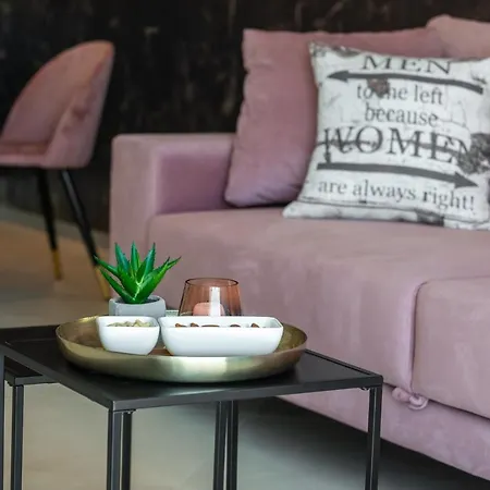 Deluxe Cosmopolit Apartman *